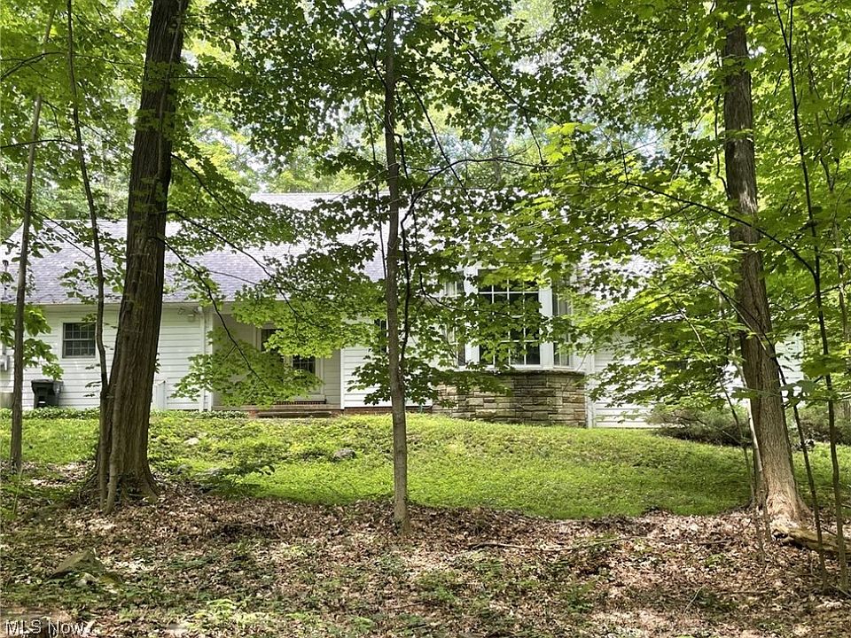 1st image of 1380 W Hill Dr