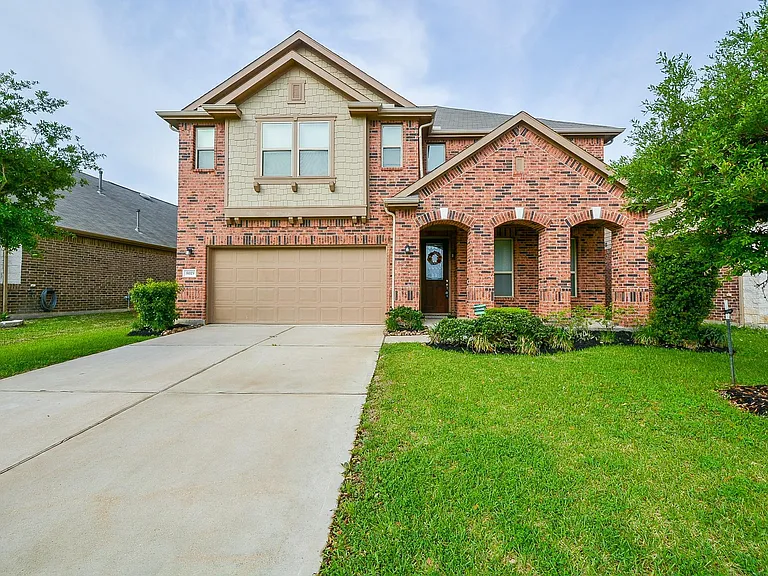 8019 Cheyenne Hills Trl — Photo 2