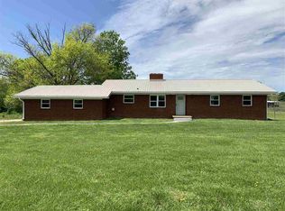 1938 Valley Home Rd, Dandridge, TN 37725