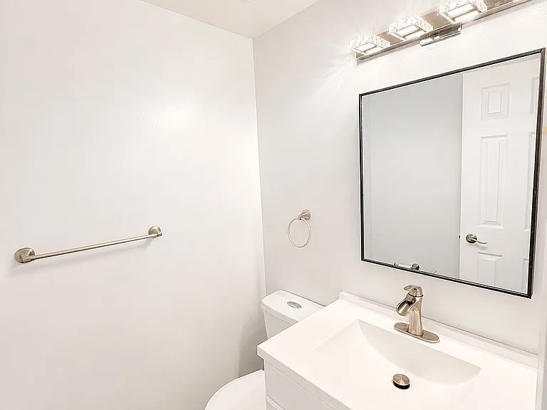 450 Pond Mills Rd #15 — Photo 7