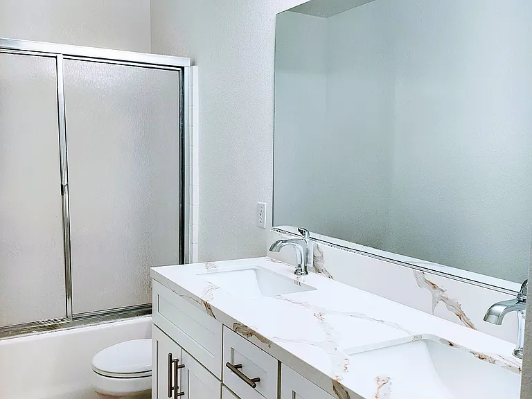 Upstairs bathroom