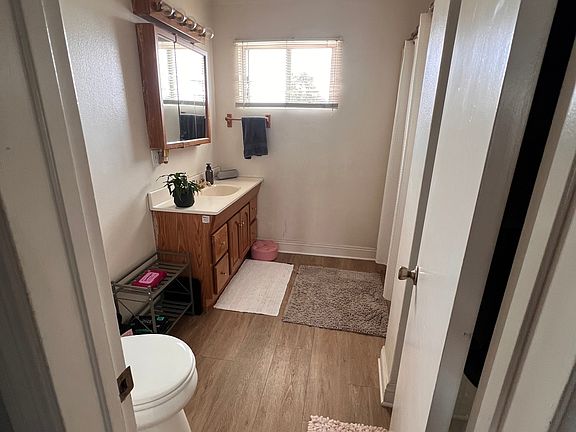 3rd image of 305 N Acacia Ave Unit D