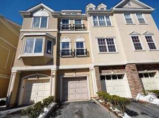 32 Barrister St, Clifton, NJ 07013