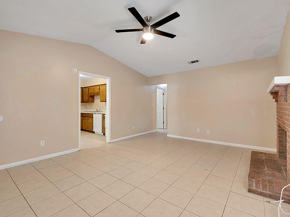 5th image of 2457 Wren Hollow Dr