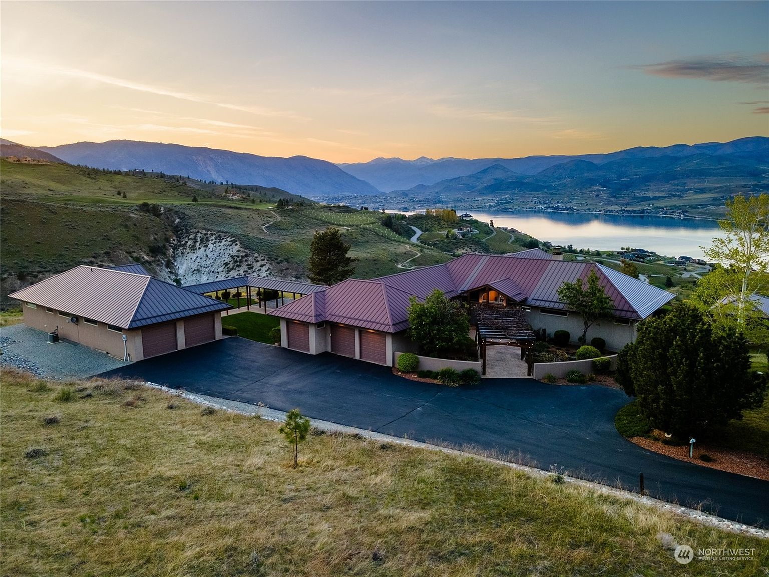 825 Hawks Meadow Road, Chelan, WA 98816 | Zillow