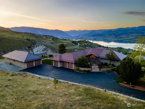 825 Hawks Meadow Road, Chelan, WA 98816