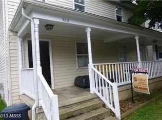 910 Hanover St, Fredericksburg, VA 22401