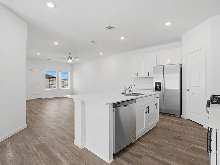 3005 Teal Breeze Ln — Photo 10