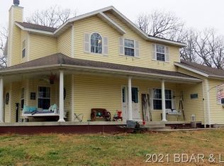 782 Twisted Oaks Dr, Camdenton, MO 65020