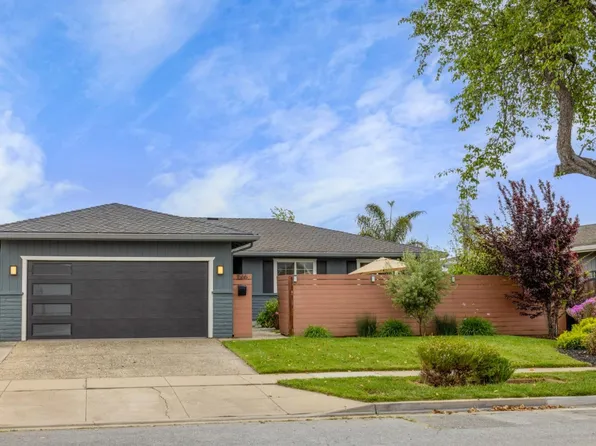 1566 Los Altos Way, Salinas, CA 93906