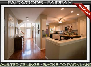 3957 Acorn Ridge Ct, Fairfax, VA 22033