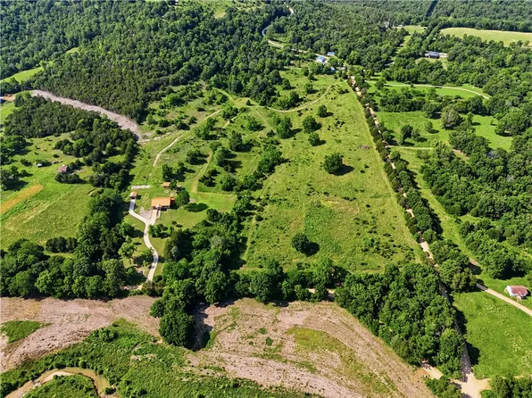 209 Madison 1555 Rd #12, Eureka Springs, AR 72632