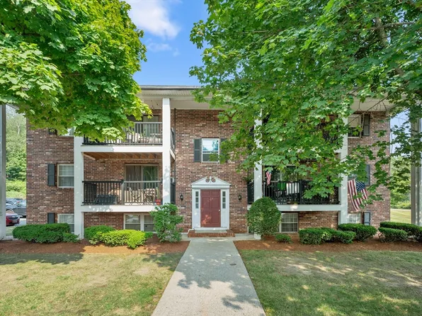 7 Walker Rd APT 12, North Andover, MA 01845