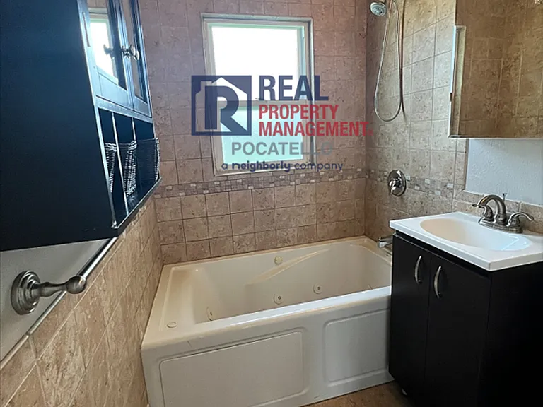 578 Filmore Ave — Photo 9