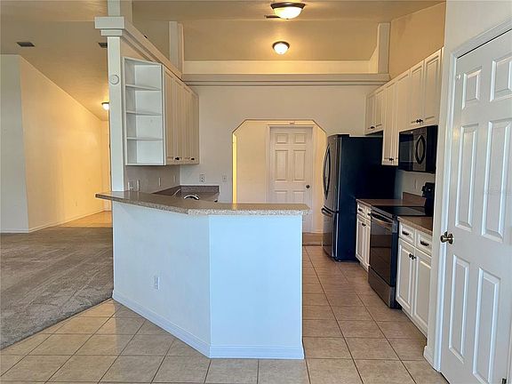 5th image of 19430 NW 164th Rd