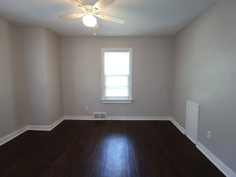 418 N Dade Ave — Photo 16