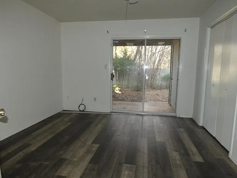 2905 NE Tortoise Dr #D — Photo 9