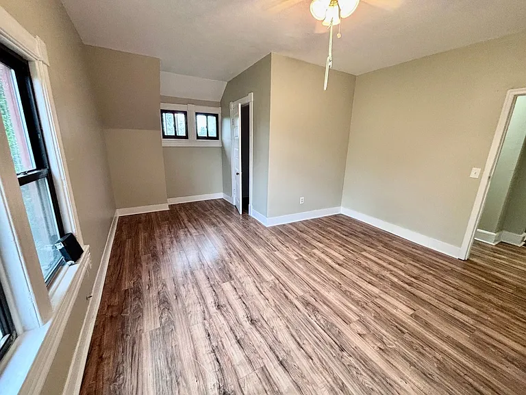 302 Chestnut Ave — Photo 13