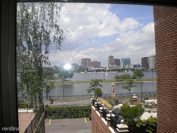 312 Beacon St. #5 Boston - Back Bay Unit Photo 3