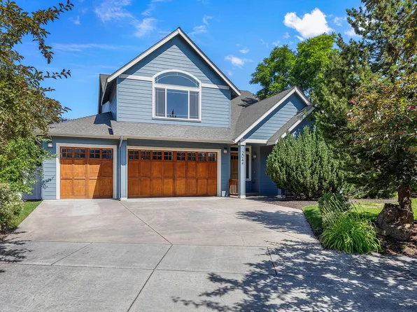 2044 NE Cradle Mountain Way, Bend, OR 97701