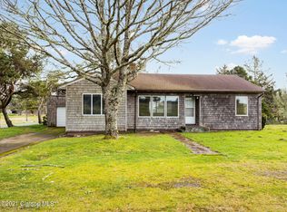 1699 N Cottage Ave, Gearhart, OR 97138