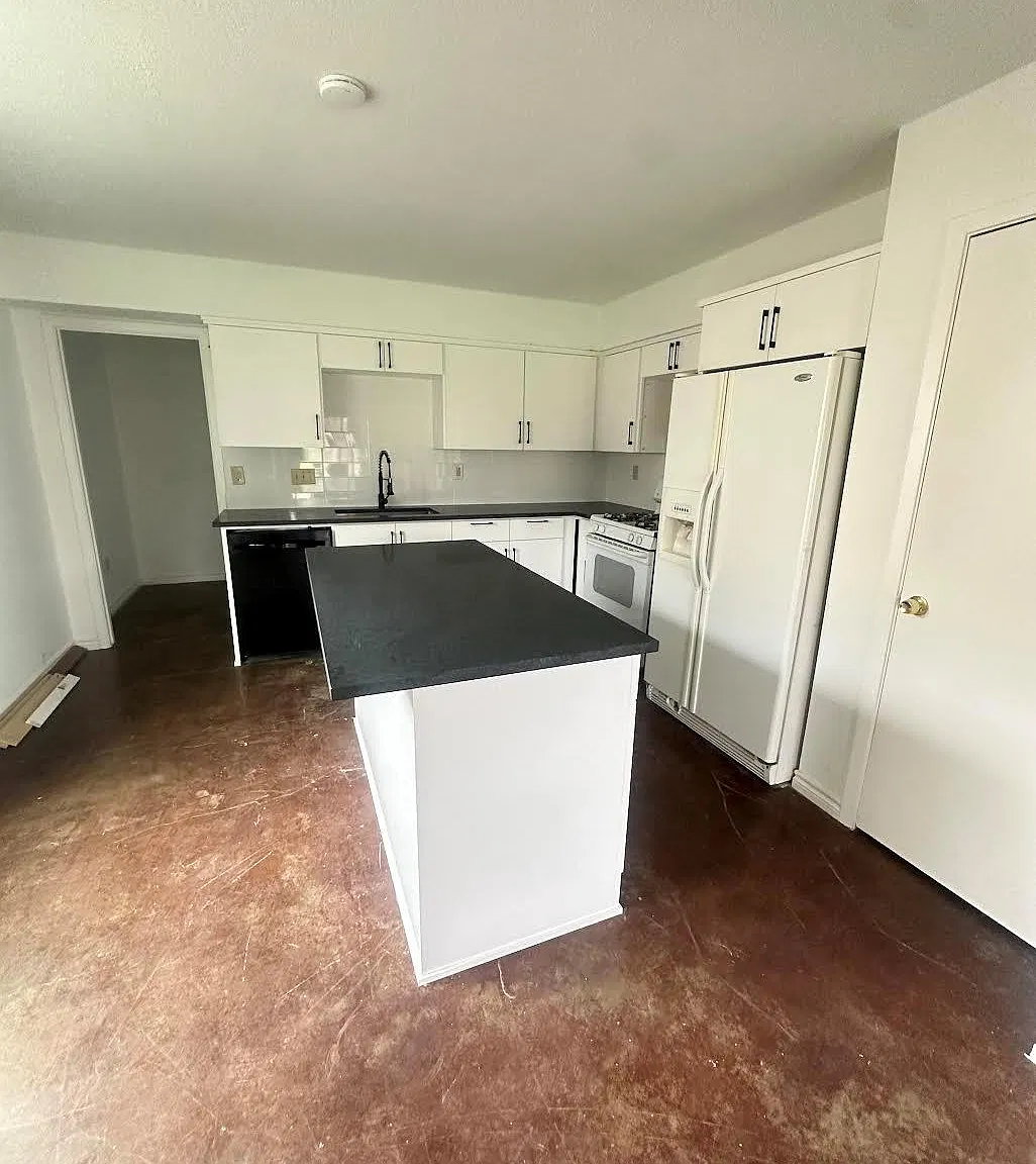 3 bed, 2.0 bath, 1350 sqft, $2,350 — Photo 4