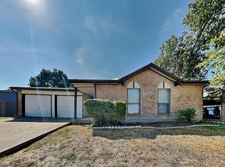 1810 Hemlock Dr, Garland, TX 75041