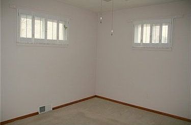 5th image of 616 S Walnut St
