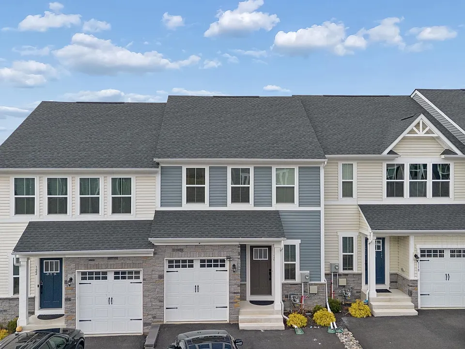 120 Arden Way