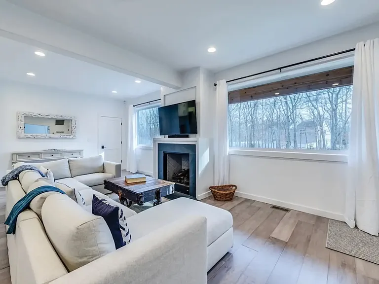 17 Pioneer Ln — Photo 12