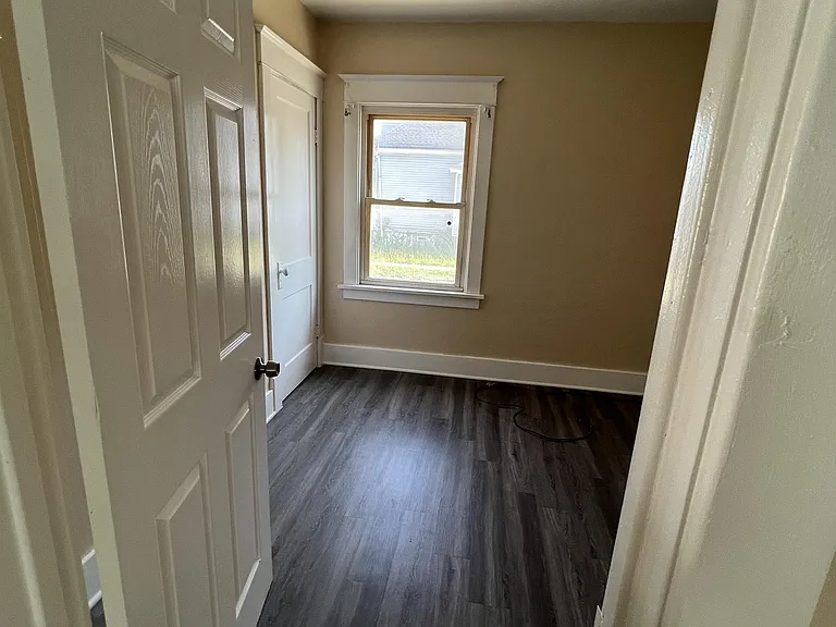 310 Chelsea Pl — Photo 8