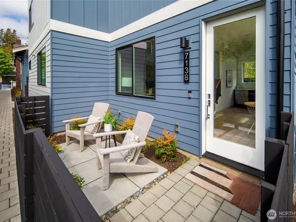 713 B N 70th Street, Seattle, WA 98103