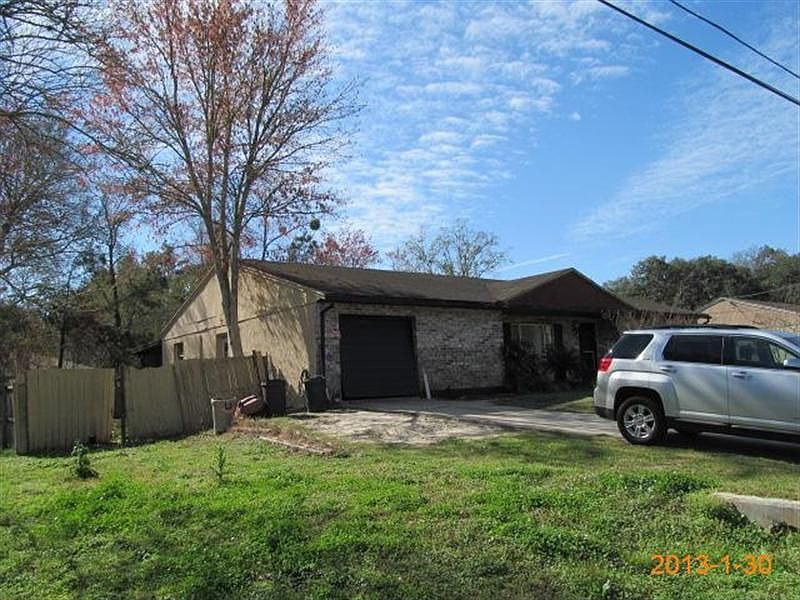 2nd image of 8768 Gum St