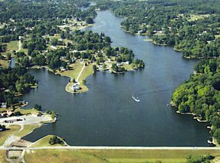 1758 Stuttgart Dr, Fayetteville, OH 45118