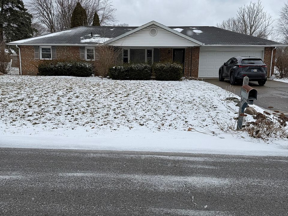 1st image of 1616 E 47th St