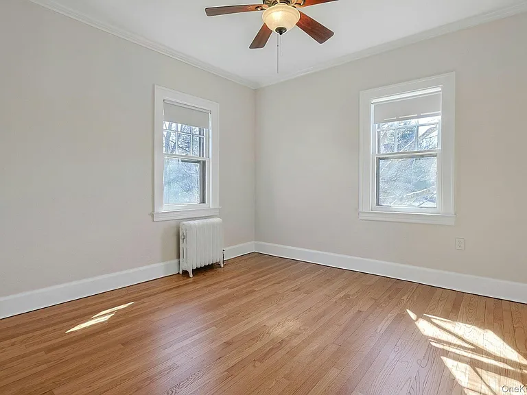10 Robins Rd — Photo 20