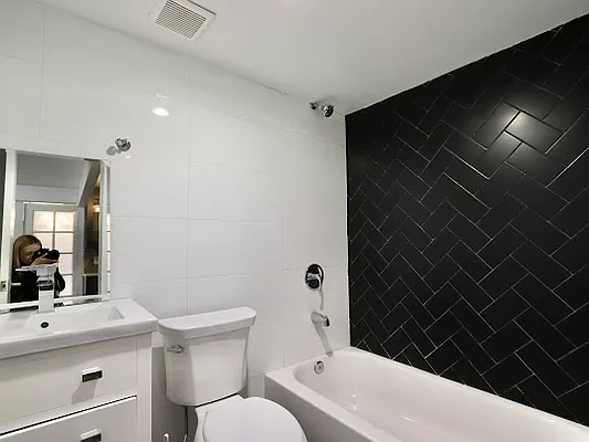 Rented by Hagstrom Management Inc | media 16