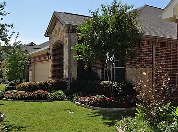2nd image of 3404 Elm Grove Dr
