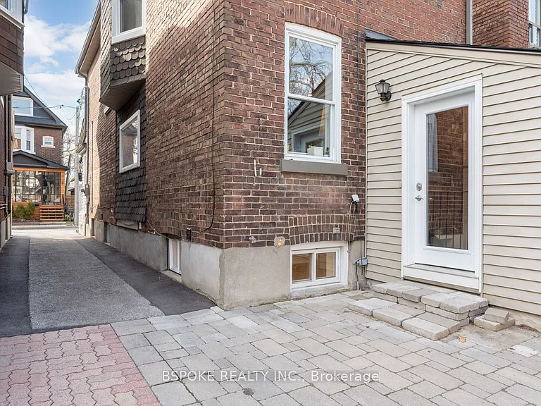 4 Hartford Ave #BASEMENT — Photo 27