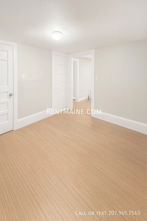 2 bed, $1,400 — Photo 4