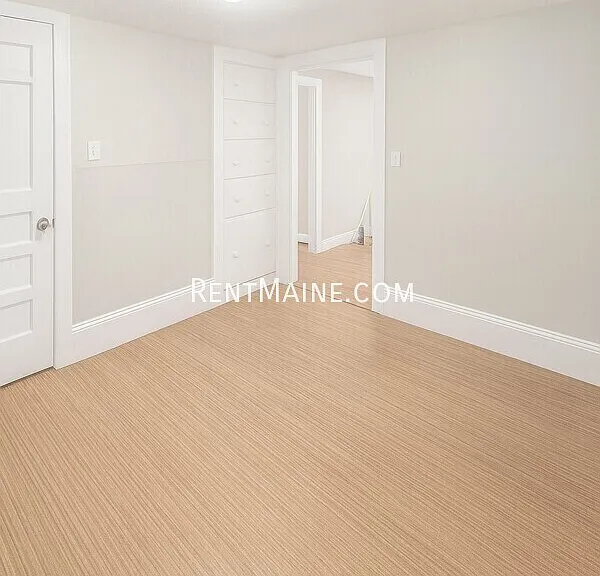 409 4th St #5 — Photo 4
