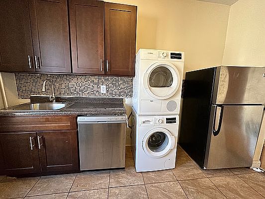 1st image of 650 W 177th St #47