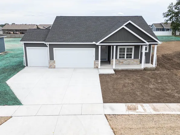 71 E Evergreen Ln, Milton, WI 53563
