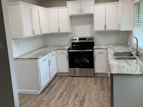 3rd image of 5216 Livermore Dr