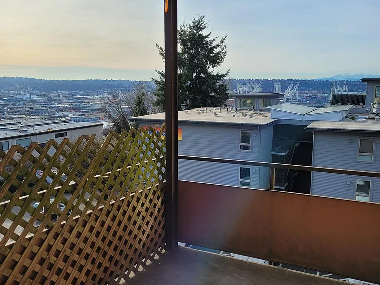 1537 12th Ave S #0 — Photo 9