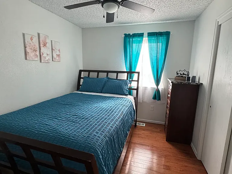 4840 Ridenour Dr — Photo 5