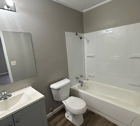 5th image of 211 S Carolina St APT A