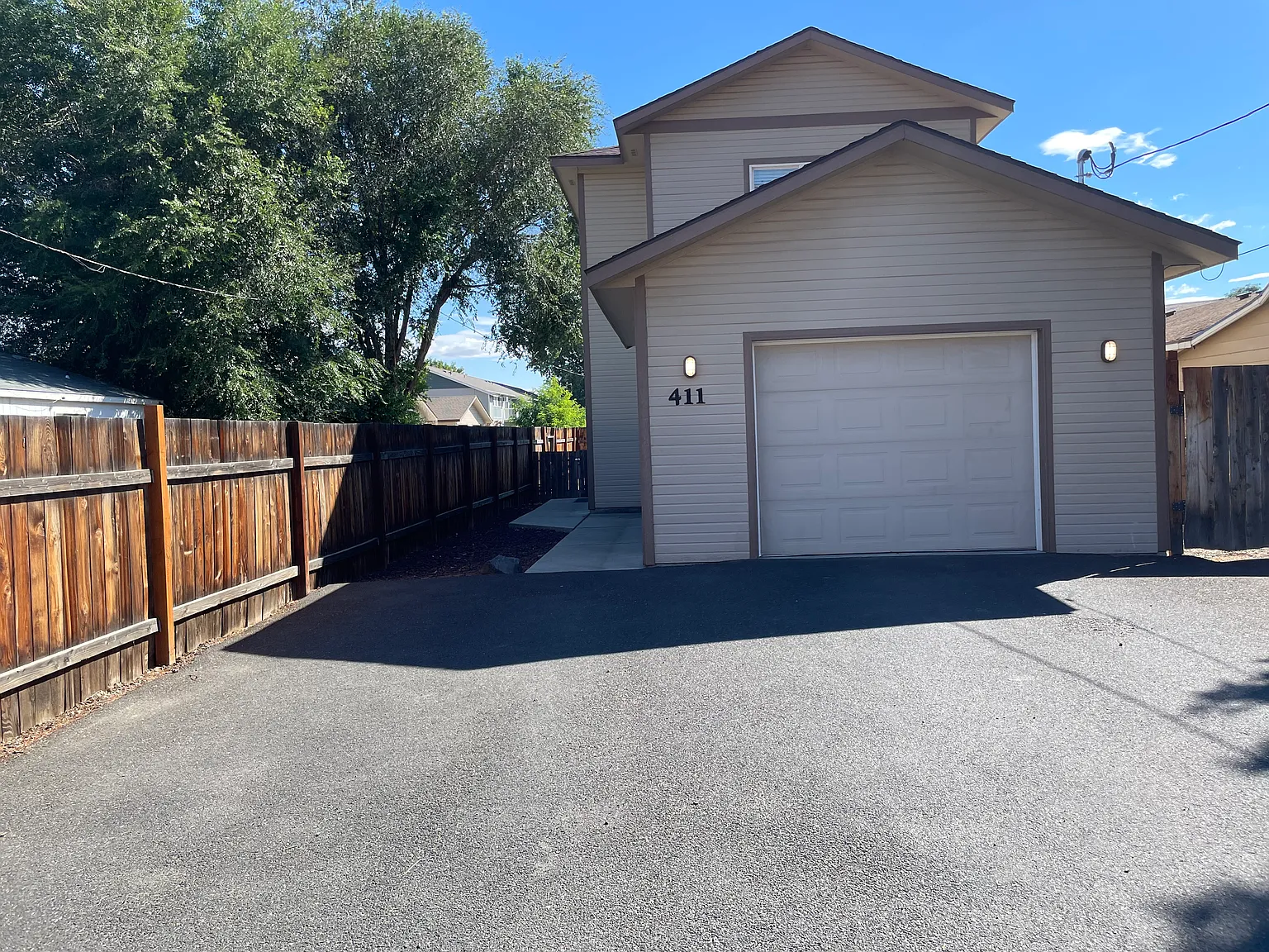 2 bed, 1.5 bath, 1200 sqft, $1,500 — Photo 1