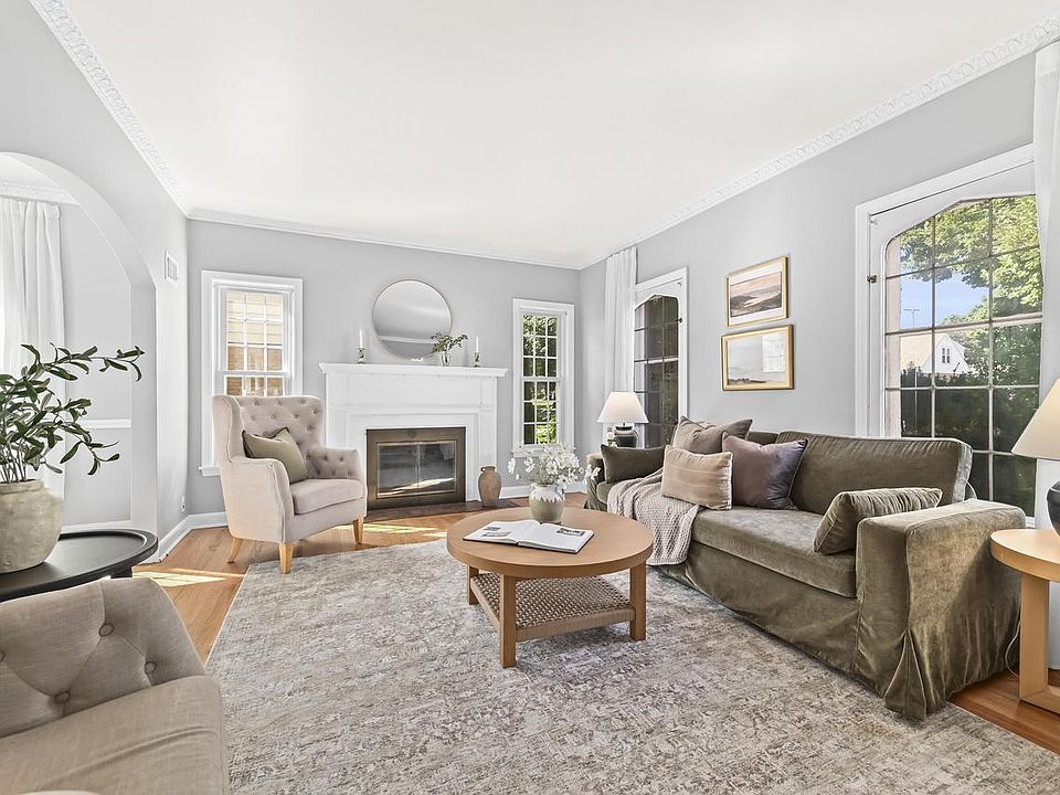 1st image of 616 N 104th STREET #618