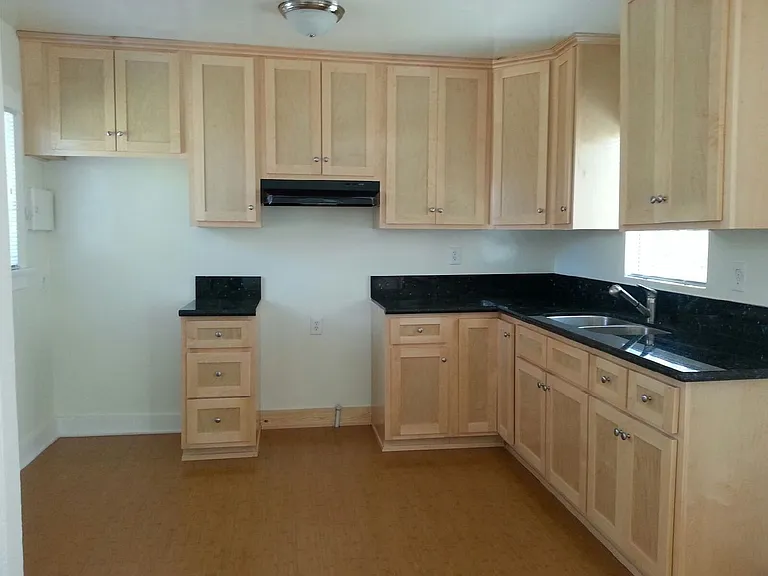 Bella Apartments: Beautiful 1 Bed - 1 Bath — Photo 4